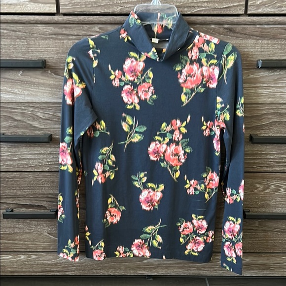 LOFT Tops - LOFT Dark Floral Long Sleeve Top